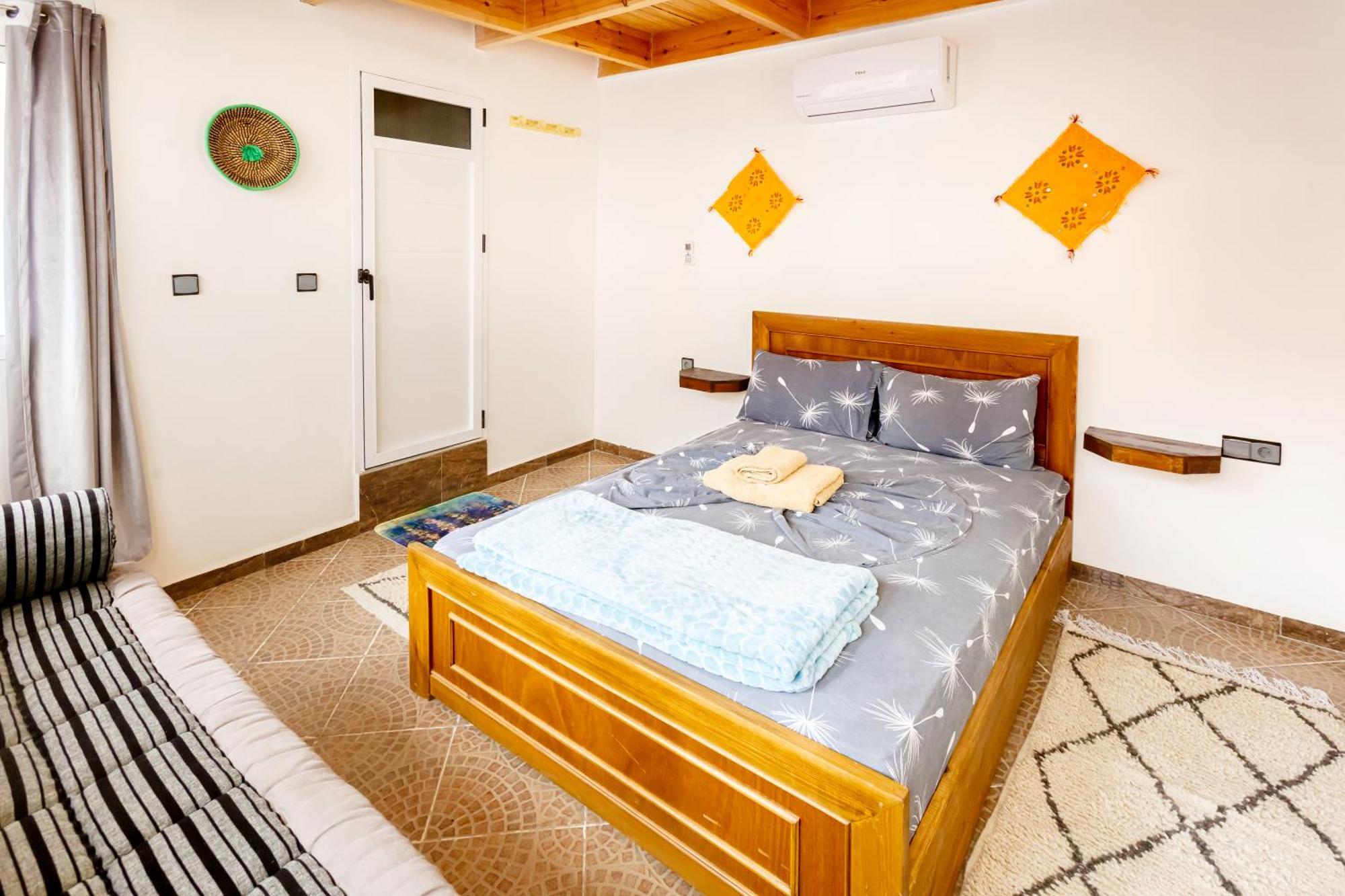 The Rina Hostel Tamraght Room photo
